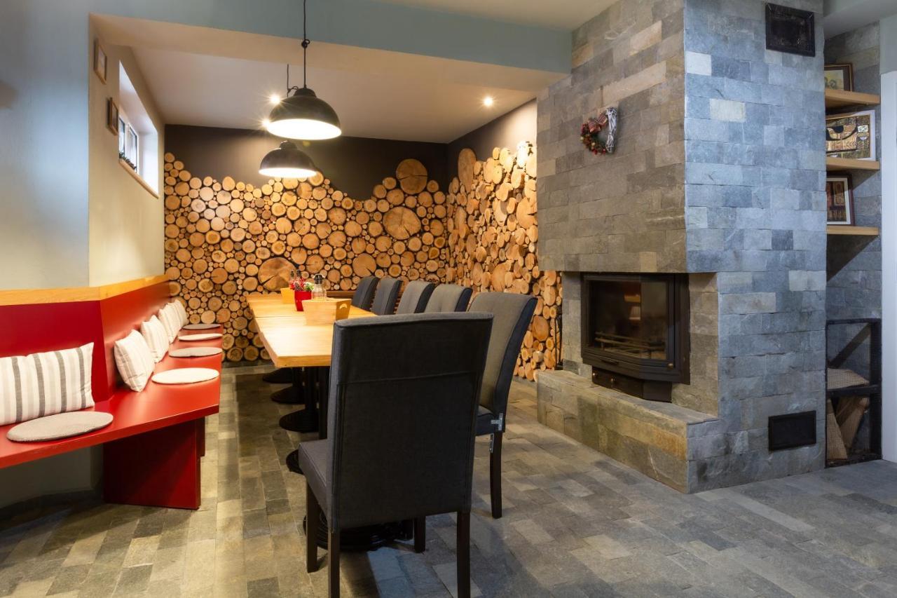 Къщи За Гости Сноуфлейк Snowflake Chalet And Snowflake Lodge Banszko Kültér fotó